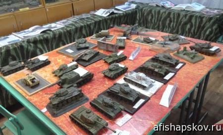 выставка моделей военной техники