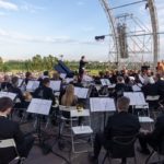 Концерт с оркестром у памятника в Самолве